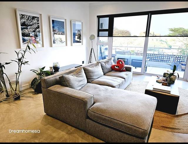 2 BEDROOM APARTMENT FOR SALE IN BRYANSTON